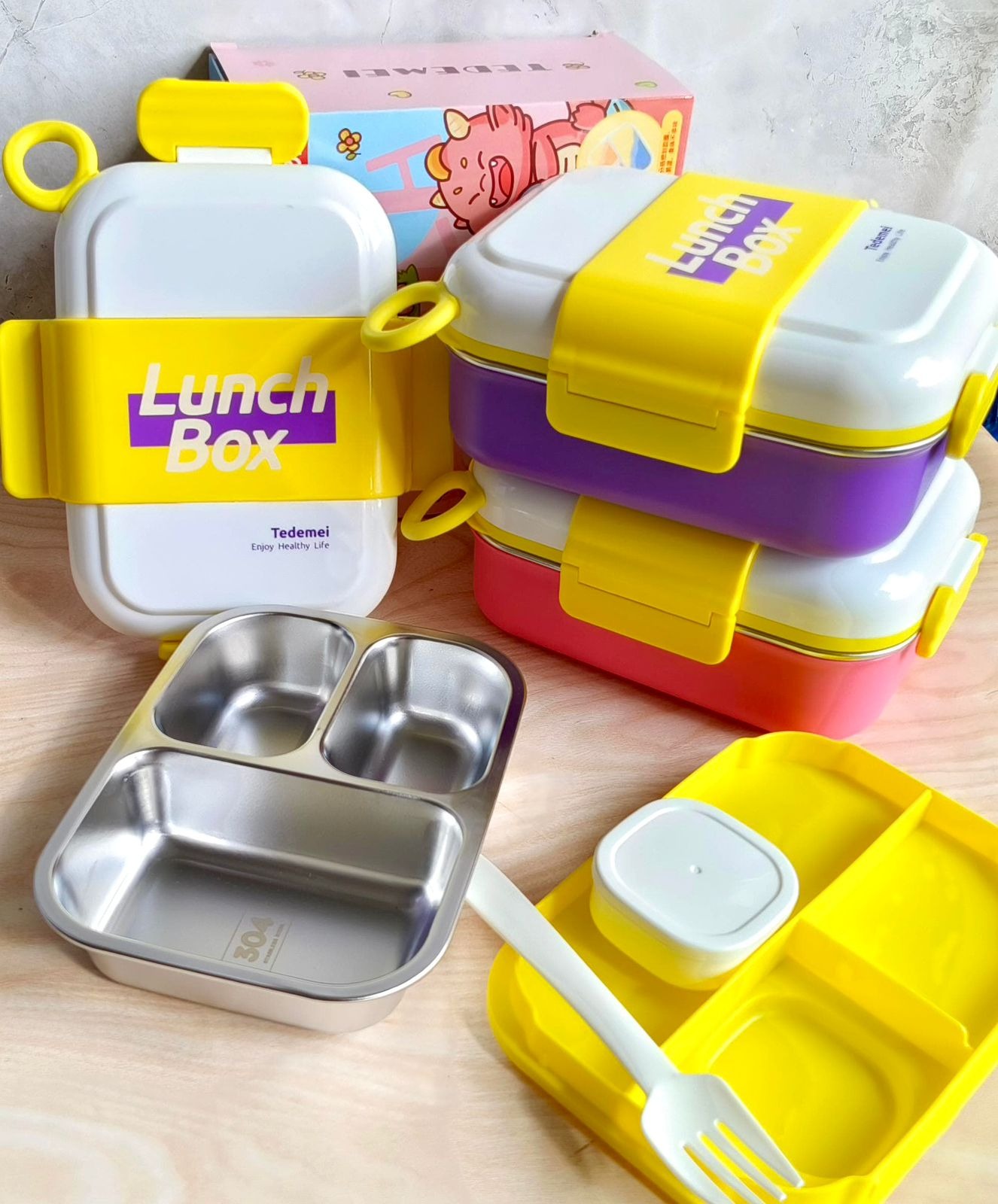 Stainless Steel 3 Compartment Leak Proof Insulated Lunch Box with Sauce Bowl- 950 ml 1 pc